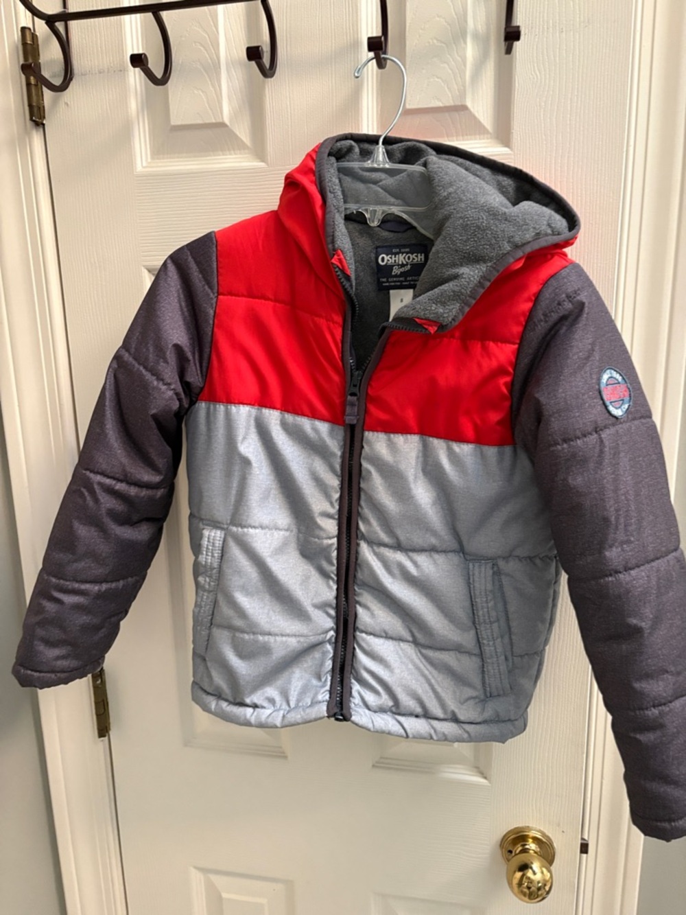Boys OshKosh Colorblock Puffer Jacket in Red, Gray & Charcoal mint condition